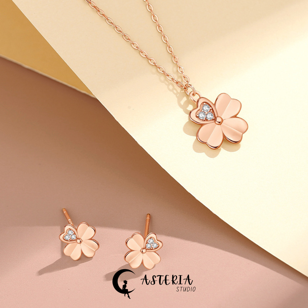 The Love Diamond Clover Necklace